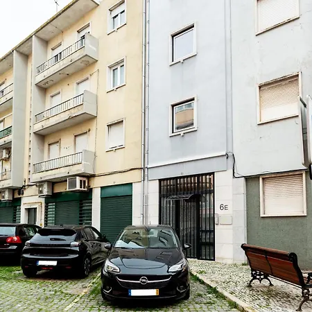 6estudios Campolide Apartment