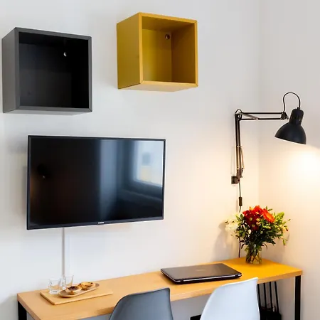 6estudios Campolide Lisbon