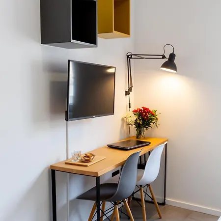 6estudios Campolide Apartman *