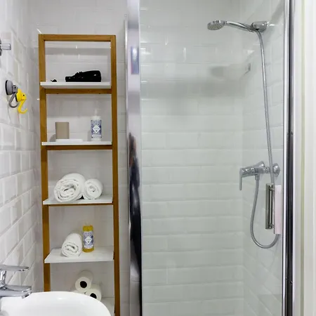 Apartament 6estudios Campolide