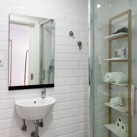 6estudios Campolide Apartman *