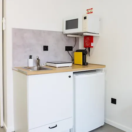 Apartament 6estudios Campolide