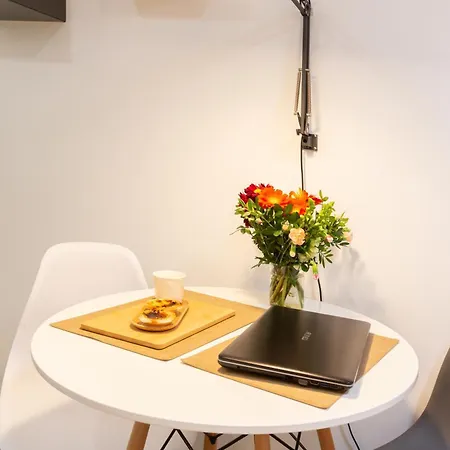 6estudios Campolide Apartman