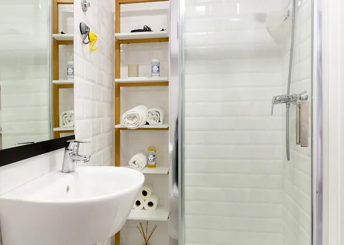 6estudios Campolide Apartman