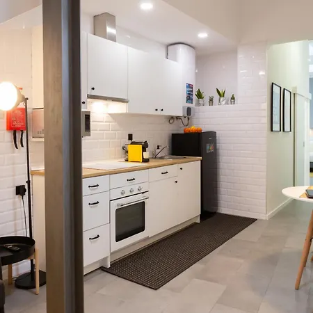 6estudios Campolide ליסבון